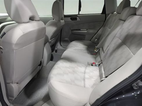 Used 2010 Subaru Forester 2.5X AWD/4WD image 12