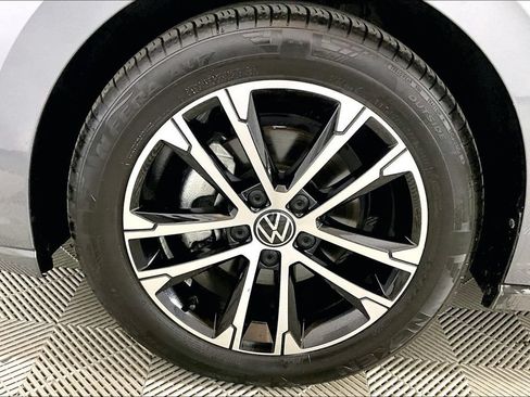 Used 2025 Volkswagen Jetta Sport FWD image 7