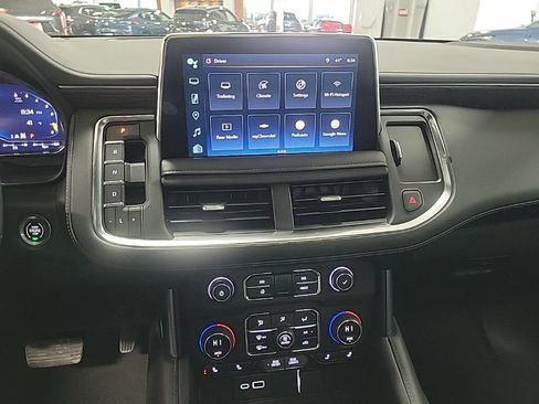 Used 2022 Chevrolet Tahoe Z71 w/ Off-Road Capability Package AWD/4WD image 14