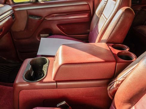 Used 1995 Ford Bronco XLT AWD/4WD image 52