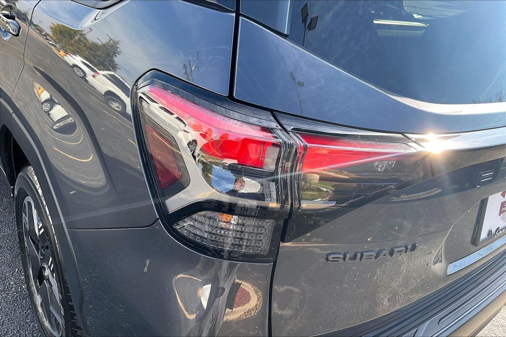 Certified 2026 Subaru Forester Premium AWD/4WD image 35
