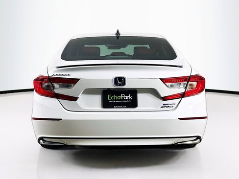 Used 2022 Honda Accord Sport image 7