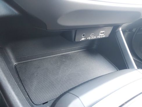 Certified 2025 Subaru Crosstrek 2.5i Premium AWD/4WD image 19