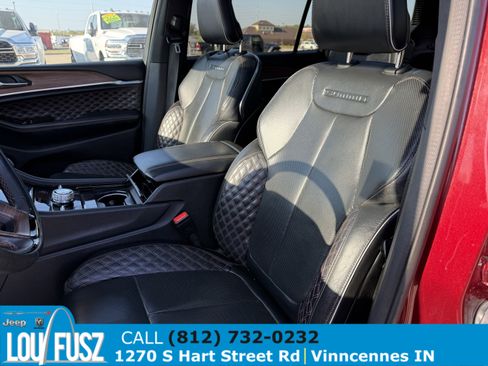 Used 2022 Jeep Grand Cherokee L Summit image 21