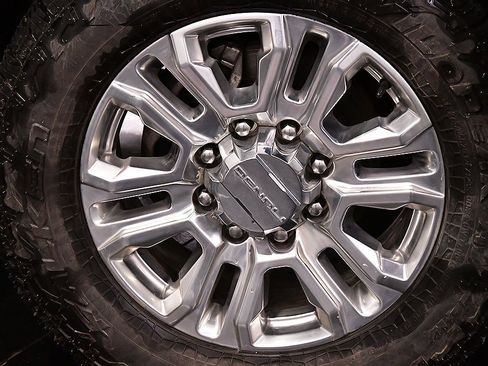 Used 2022 GMC Sierra 3500 Denali image 9