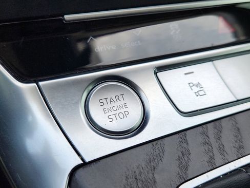 Used 2019 Audi A6 2.0T Premium Plus w/ Premium Plus Package image 29