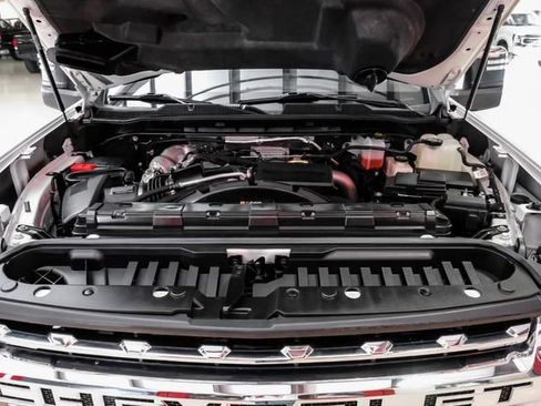 Used 2022 Chevrolet Silverado 2500 LTZ w/ LTZ Plus Package image 7