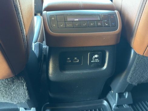 Used 2024 Nissan Pathfinder Platinum w/ Cargo Package AWD/4WD image 25