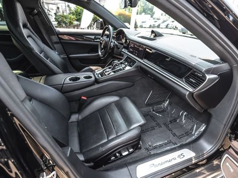 Used 2021 Porsche Panamera 4S w/ Premium Package AWD/4WD image 22