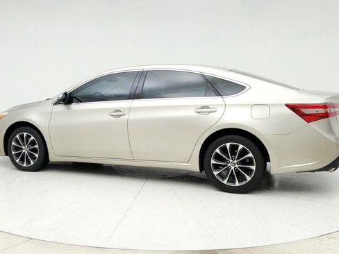 Used 2016 Toyota Avalon XLE image 7