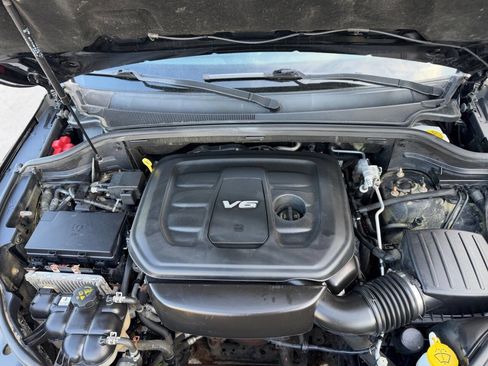 Used 2017 Jeep Grand Cherokee Laredo image 19