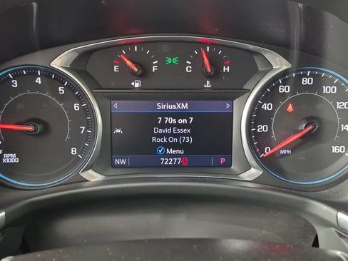Used 2020 Chevrolet Equinox LT FWD image 20