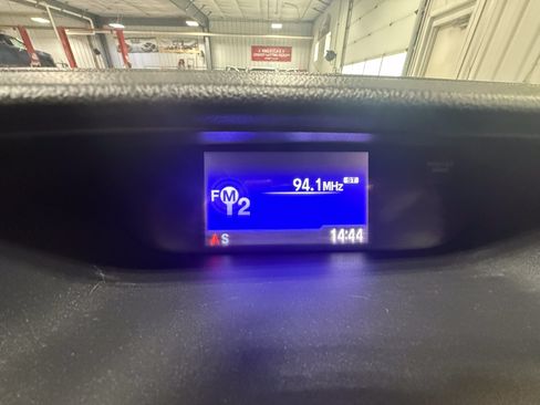 Used 2016 Honda CR-V LX image 28