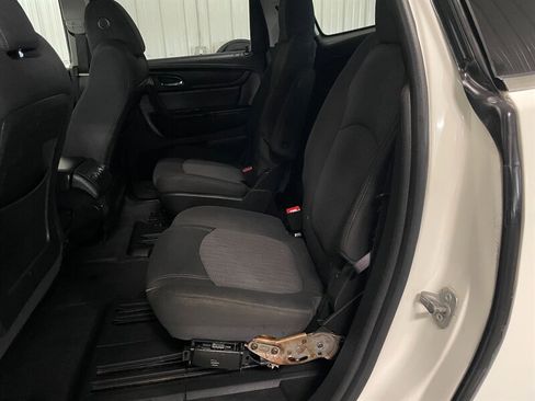 Used 2014 Chevrolet Traverse LT w/ All-Star Edition image 16