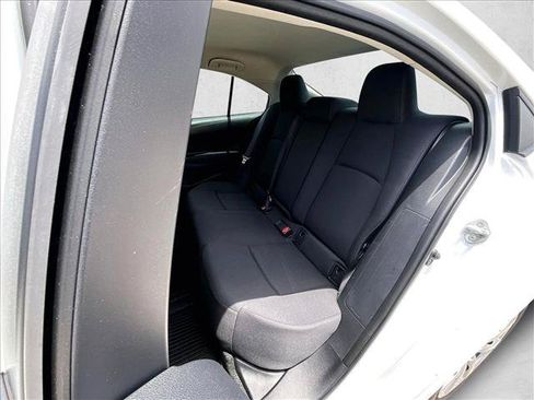 Used 2023 Toyota Corolla LE FWD image 28