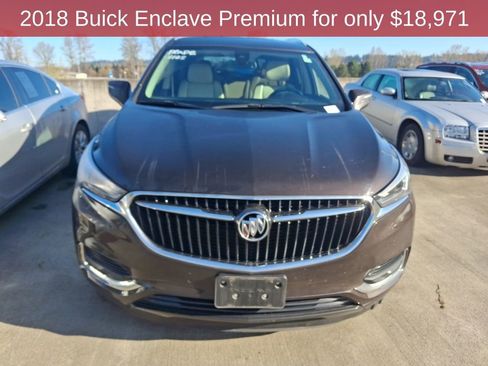 Used 2018 Buick Enclave Premium image 3