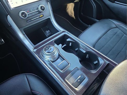 Certified 2021 Ford Edge ST-Line image 25