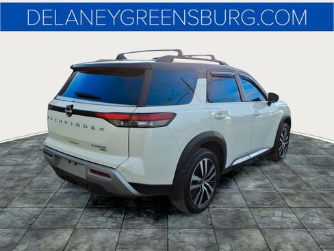 Certified 2024 Nissan Pathfinder Platinum image 3