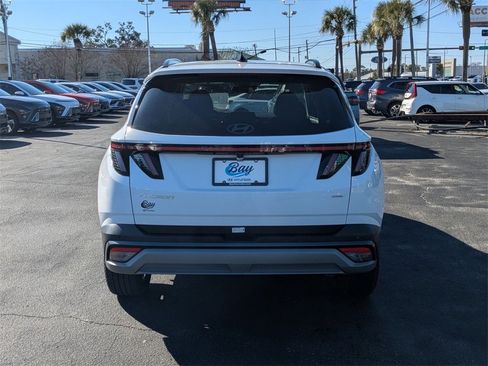 Certified 2025 Hyundai Tucson Limited image 7