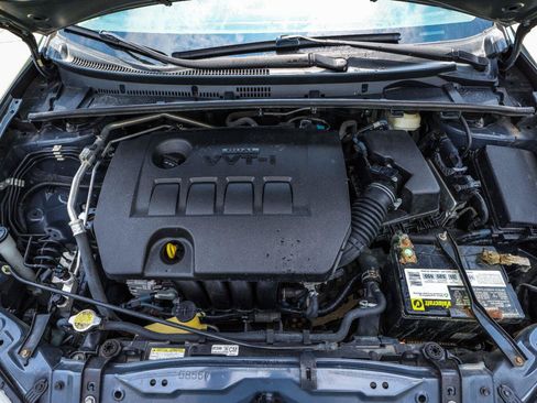 Used 2014 Toyota Corolla S FWD image 18