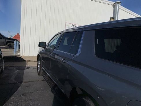 Used 2023 GMC Yukon XL Denali image 23