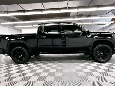 Used 2026 GMC Sierra 1500 Elevation w/ Elevation Select Package AWD/4WD image 15