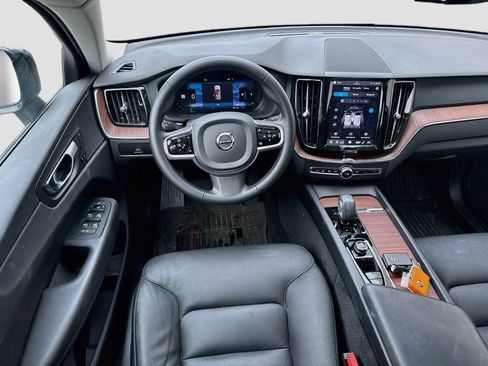 Used 2024 Volvo XC60 B5 Plus w/ Protection Package Premier AWD/4WD image 25