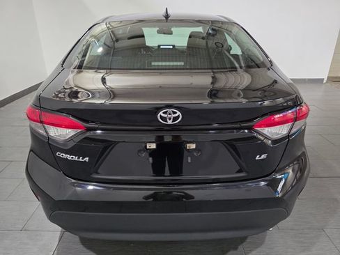 Used 2024 Toyota Corolla LE FWD image 4