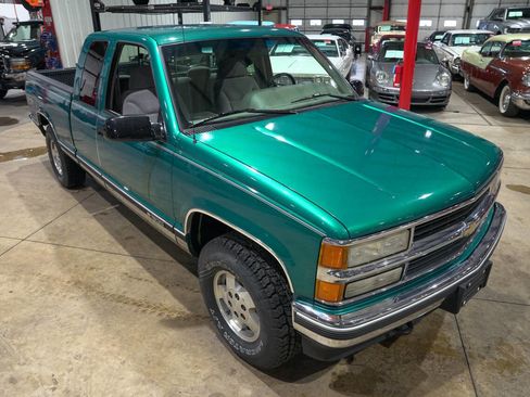 Used 1995 Chevrolet Silverado 1500 K1500 Silverado 2dr 4WD Extend image 14