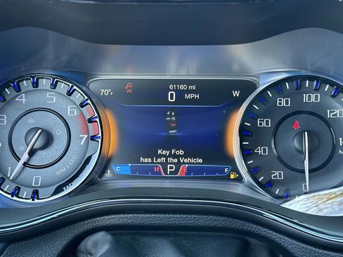 Used 2015 Chrysler 200 S w/ Comfort Group image 11