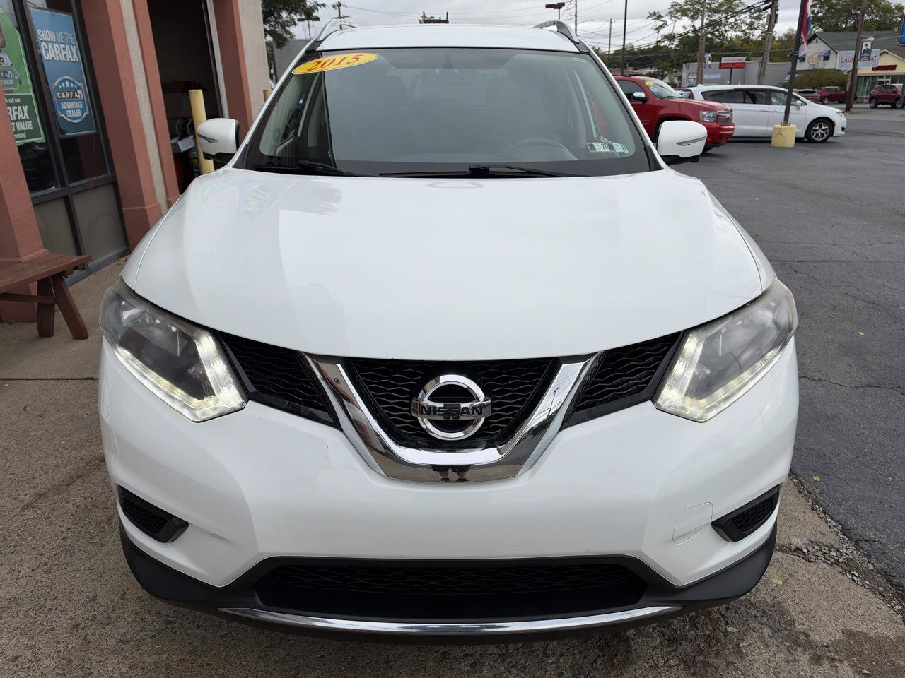 Used 2015 Nissan Rogue SV w/ SV Premium Package AWD/4WD image 8
