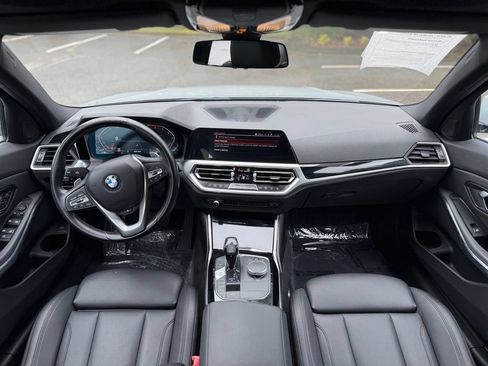 Used 2019 BMW 330i xDrive Sedan w/ Driving Assistance Package AWD/4WD image 22
