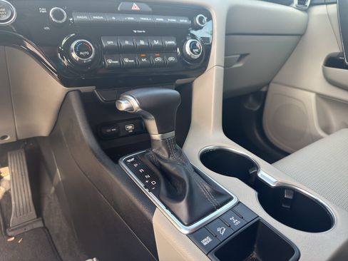 Used 2021 Kia Sportage EX AWD/4WD image 13