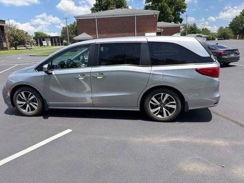Used 2022 Honda Odyssey Touring image 14