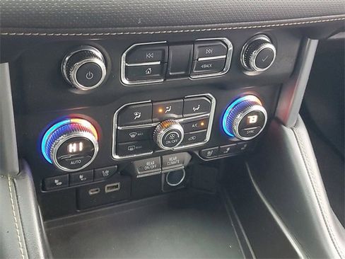 Certified 2021 GMC Yukon SLT image 28