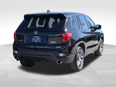 Used 2023 Honda Passport EX-L image 3