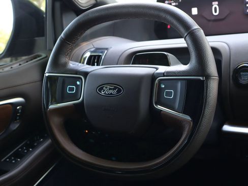 Used 2025 Ford Expedition Max King Ranch AWD/4WD image 20