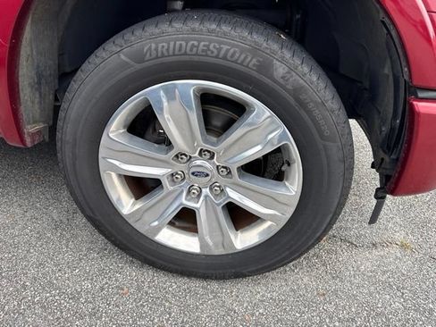 Used 2017 Ford F150 Platinum w/ Trailer Tow Package AWD/4WD image 3
