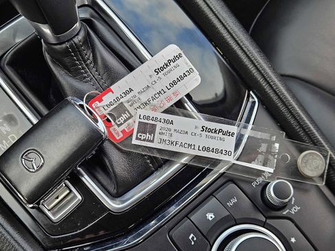 Used 2020 MAZDA CX-5 Touring image 32