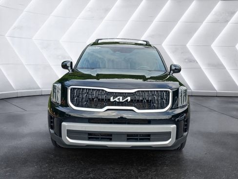 Used 2023 Kia Telluride EX w/ EX Captain's Chair Package AWD/4WD image 8