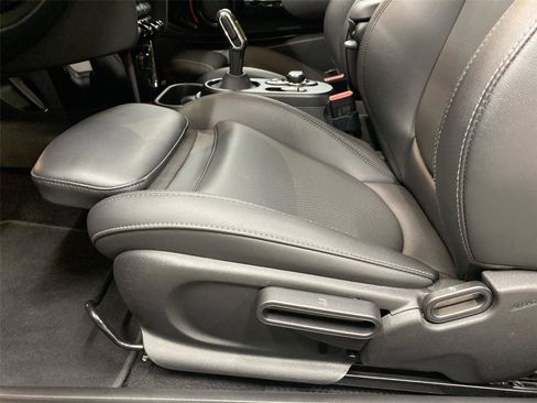 Used 2023 MINI Cooper SE image 18