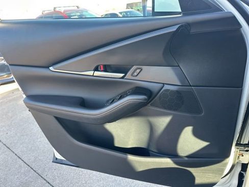 Used 2024 MAZDA CX-30 AWD 2.5 S w/ Preferred Package image 14