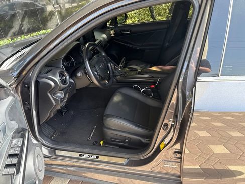Certified 2023 Lexus IS 300 w/ Comfort Package RWD image 2