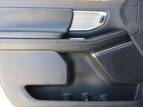 Certified 2025 Ford Expedition Max Platinum AWD/4WD image 9