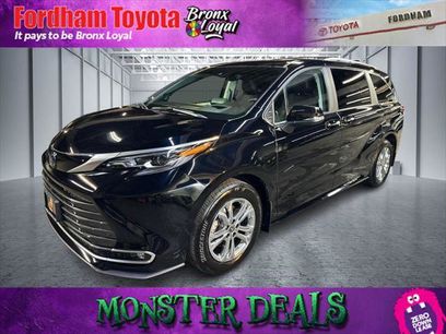 Certified 2024 Toyota Sienna Platinum