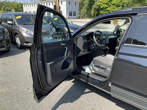 Used 2021 Volkswagen Tiguan S AWD/4WD image 19