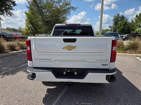 Used 2023 Chevrolet Silverado 1500 Custom RWD image 3