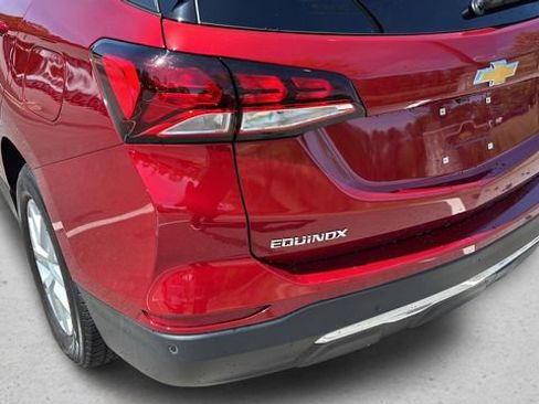 Used 2024 Chevrolet Equinox LT image 35