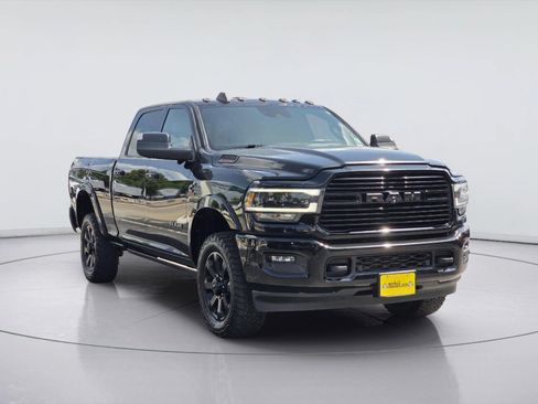 Used 2020 RAM 2500 Laramie AWD/4WD image 3