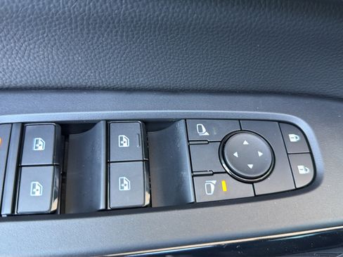 New 2026 Nissan Pathfinder SV AWD/4WD image 20